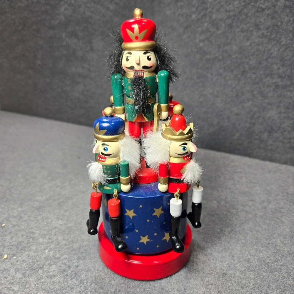 Vintage K&K Wooden Nutcracker Rotating Music Box 29-990 Plays March Christmas